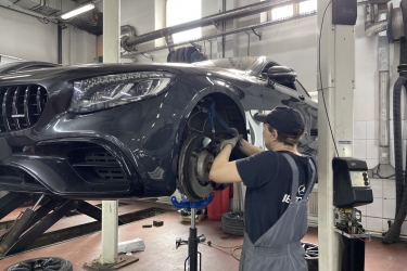 Замена колодок Mercedes S Coupe - изображение 2