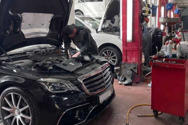 Замена радиатора охлаждения Mercedes E-class W212 - изображение 1