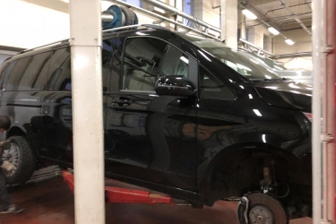 Замена колодок Mercedes V-class - изображение 0